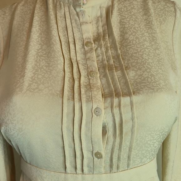 Chic Cream Long Sleeve Dress - Picture 2 of 9